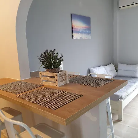 George's Sea View Διαμέρισμα *