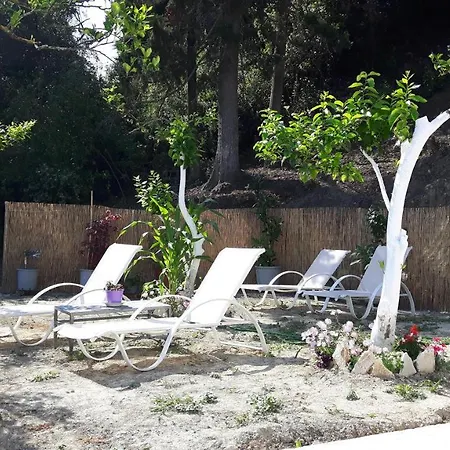 George's Sea View Διαμέρισμα *